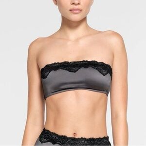 SKIMS LACE SWIM BANDEAU BIKINI TOP SIZE SMALL